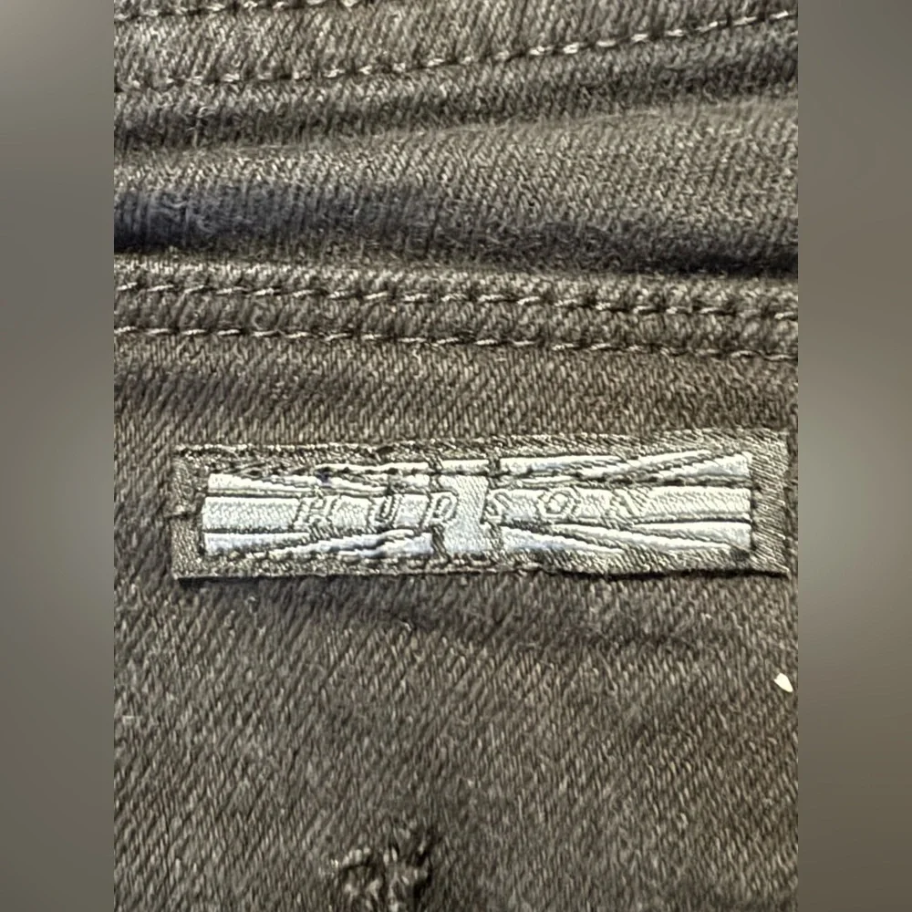 NWOT Hudson slim straight leg jeans. Size 10 - Picture 2 of 6